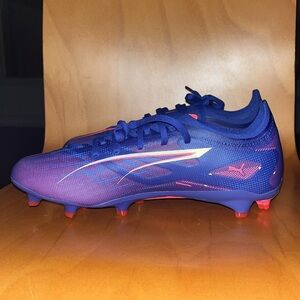 NEW Puma Ultra 5 Pro soccer/Futbol cleats,men’s size 9,purple,Ultra gripcontrol